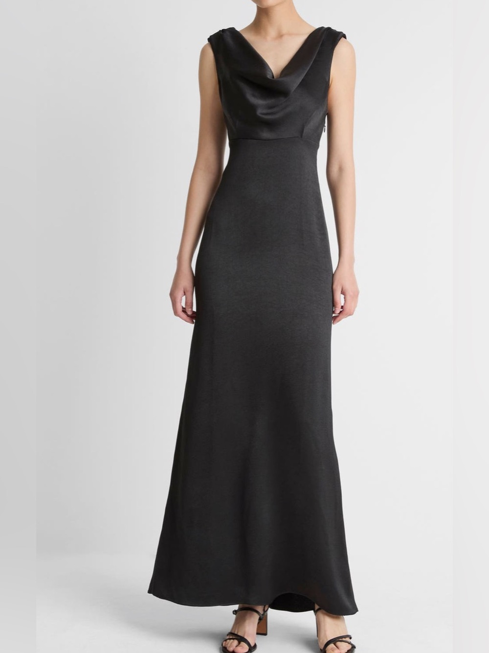 Vince
Drape Cowl
Neck Sleeveless
Satin Gown 
Black/Size 12